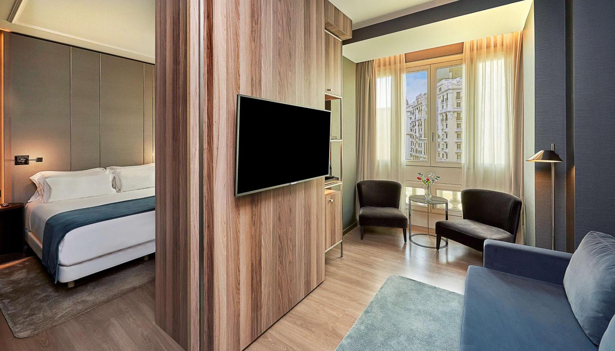 Nh Collection Madrid Gran Via Hotell Exteriör bild